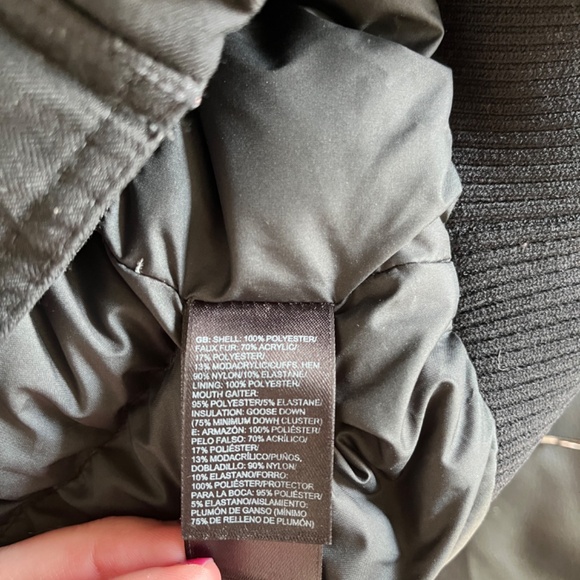 North Face Winter Jacket (mens) - Picture 5 of 5